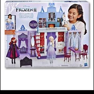 Disney frozen 2 castle  fold and go portable castle